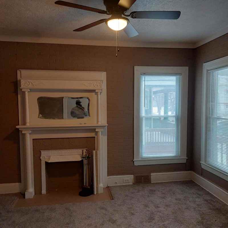 1003 E 71st St #UNT1 - Photo 3 of 11