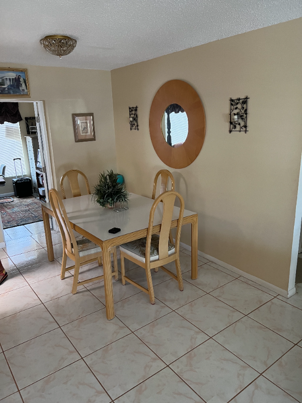 1 Margate Boulevard - Photo 3 of 10