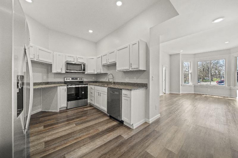 890 Clinton Springs Ave #1 - Photo 5 of 18