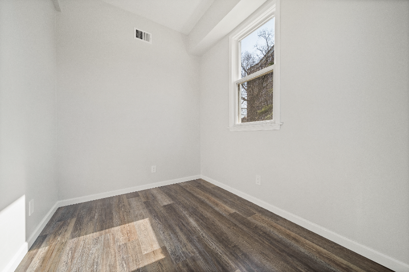 890 Clinton Springs Ave #1 - Photo 6 of 18