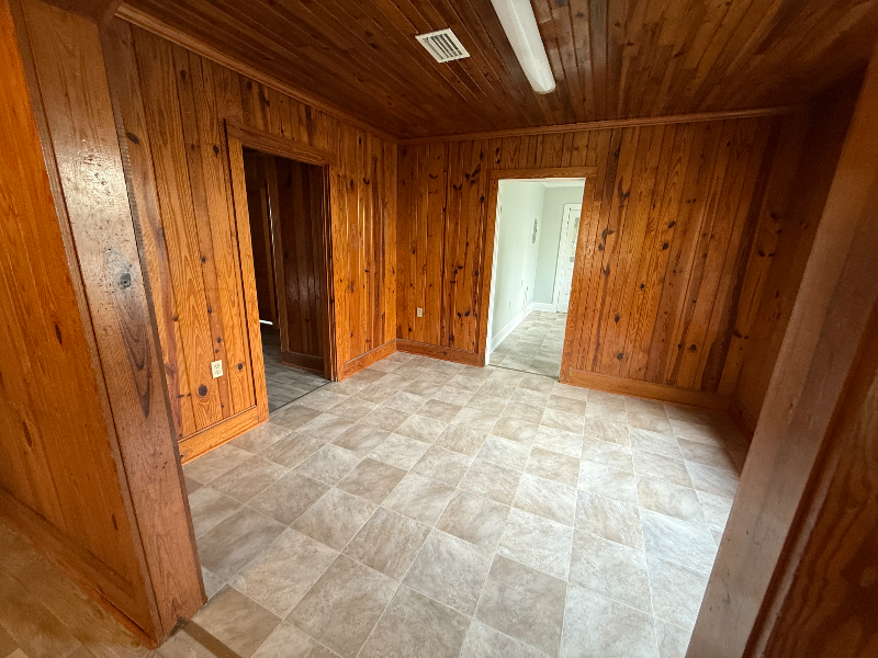 845 Escambia St - Photo 3 of 17