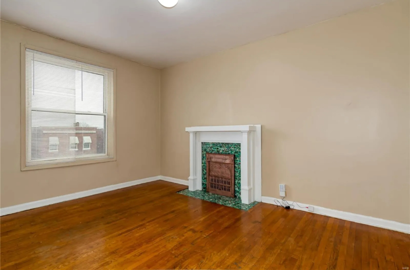 3919 Michigan Avenue #2F - Photo 6 of 13