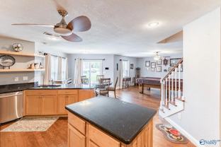 364 Jasmine Dr - Photo 1 of 1