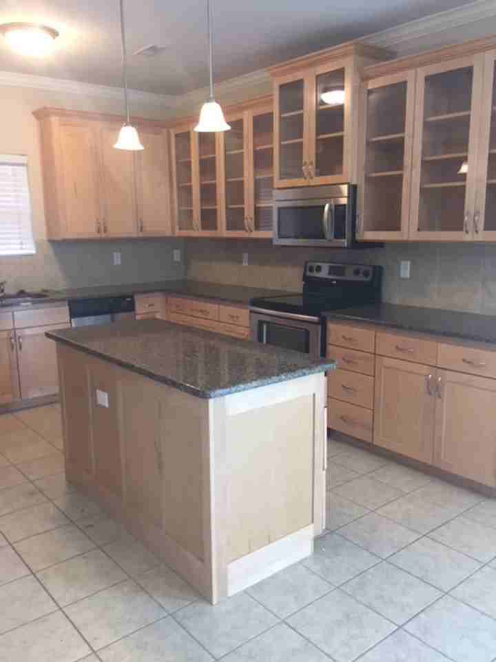 6225 W 22nd Ct - Photo 4 of 13