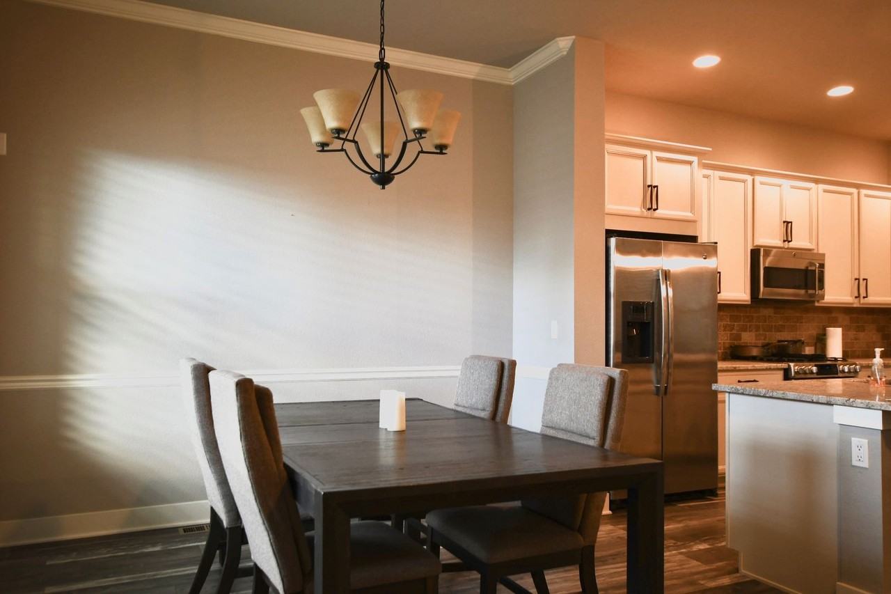 5512 Wabash St - Photo 3 of 15