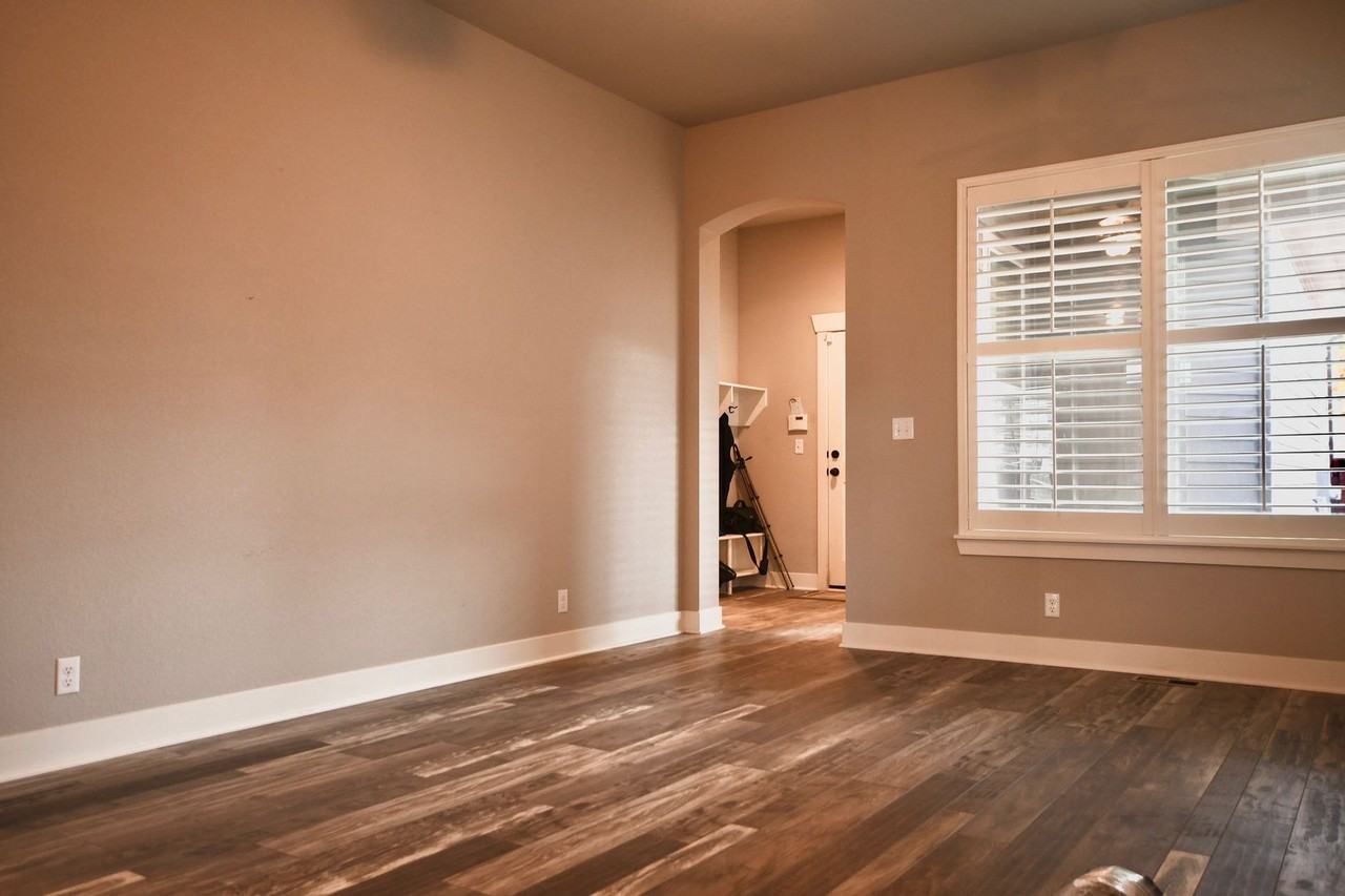 5512 Wabash St - Photo 5 of 15