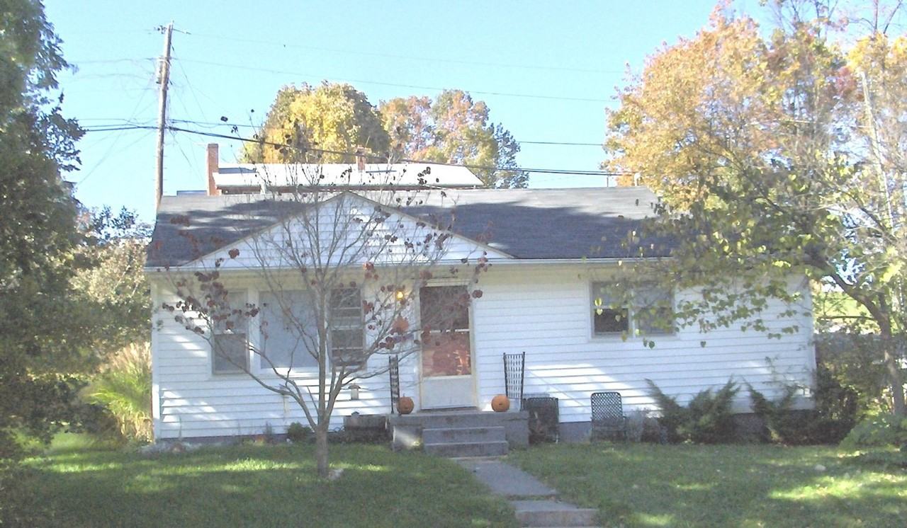 401 3rd St - Photo 2 of 13