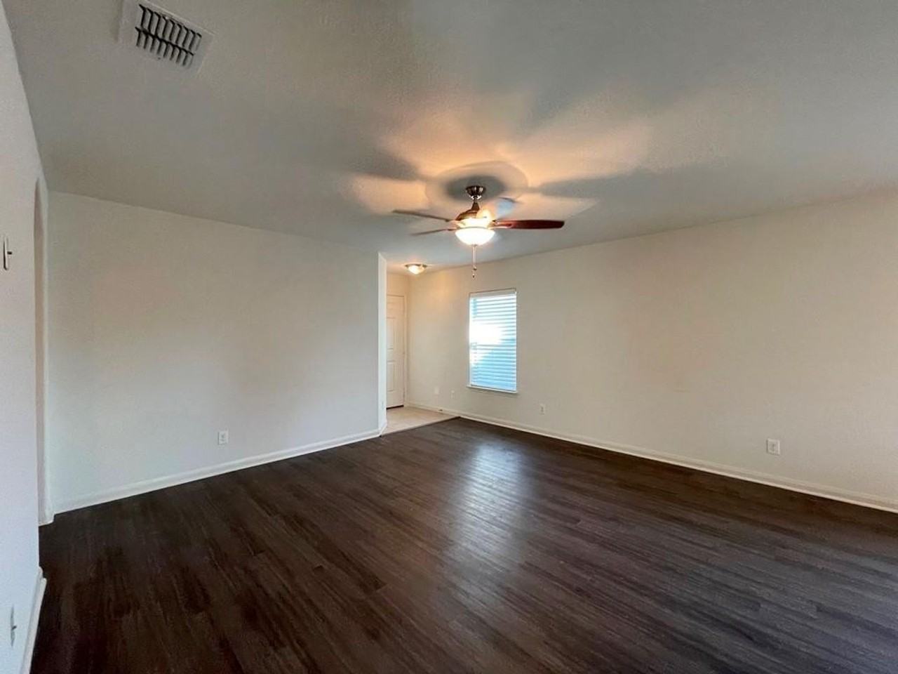 113 Robertson Ln - Photo 6 of 40