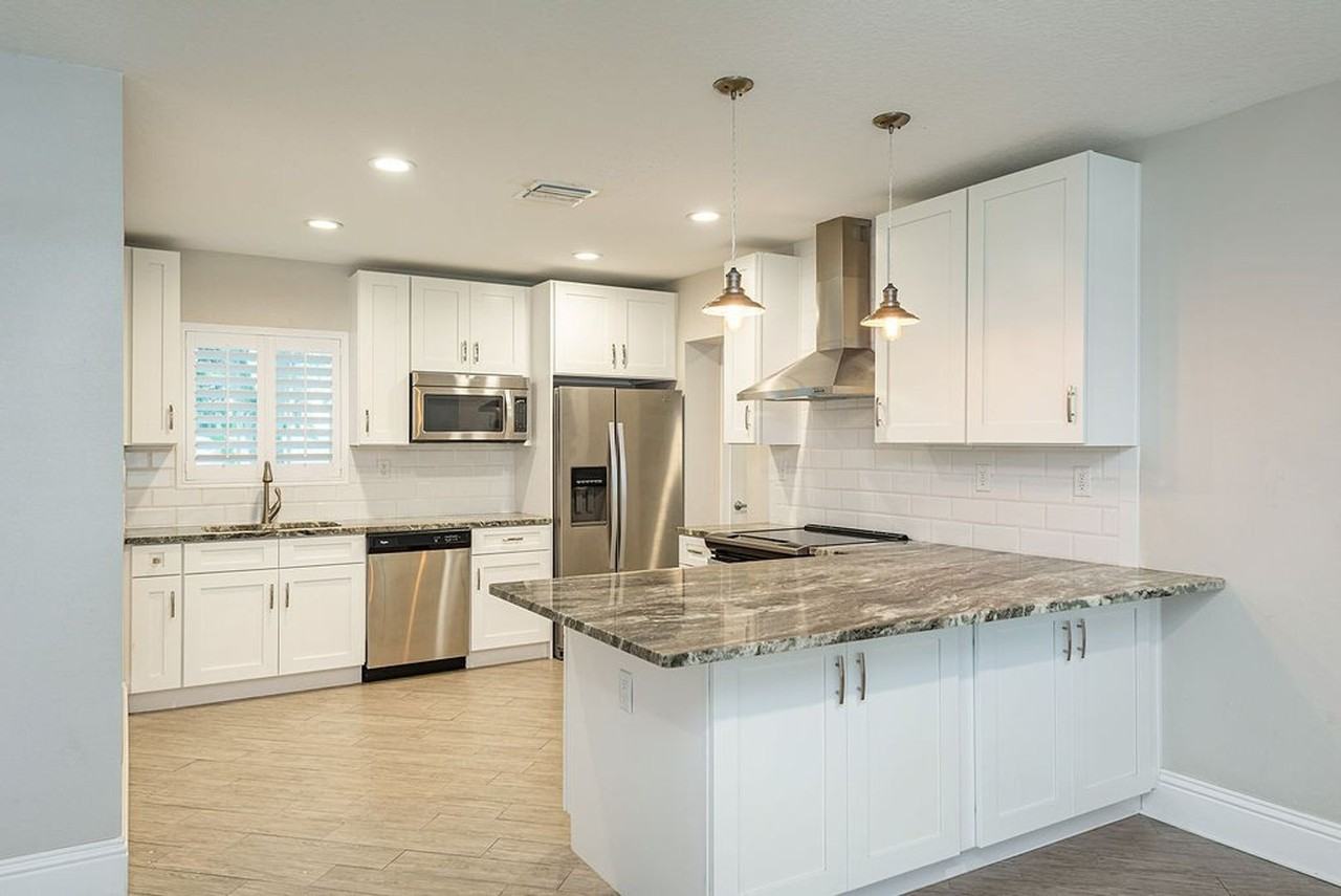 3602 W Leona St - Photo 5 of 29
