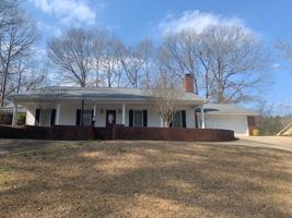 featured image of 4712 Lakeview Estates Dr