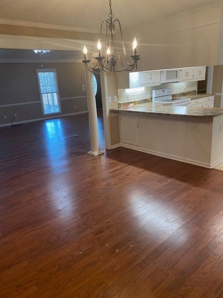 4712 Lakeview Estates Dr - Photo 4 of 30