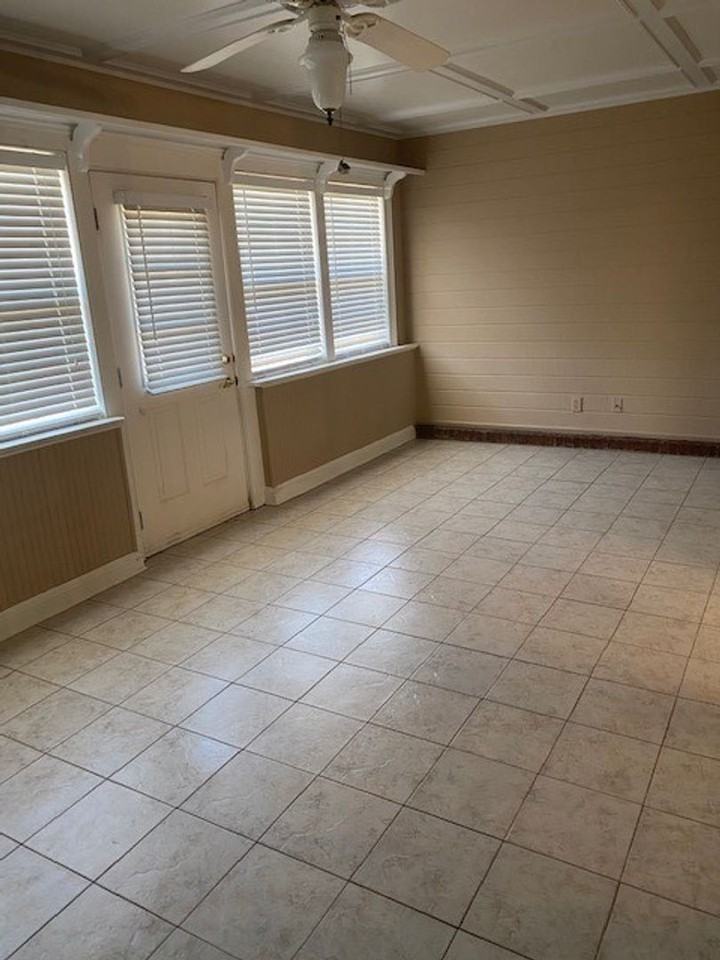 4712 Lakeview Estates Dr - Photo 5 of 30