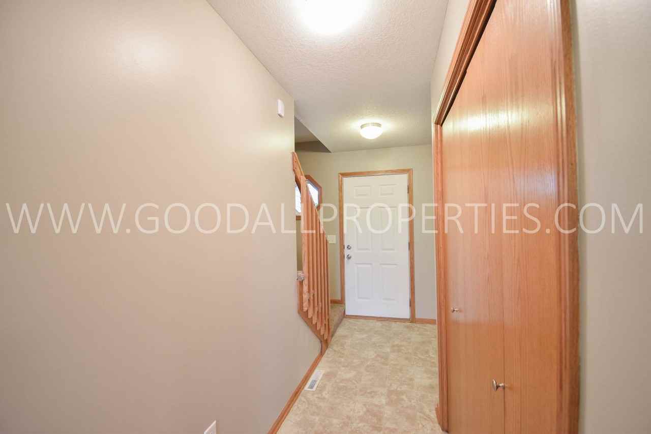 3108 Se 20th St - Photo 6 of 23