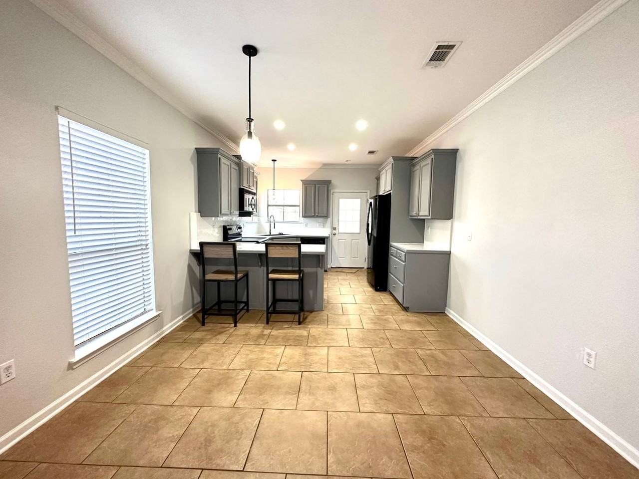 40303 Crestridge Dr - Photo 2 of 16