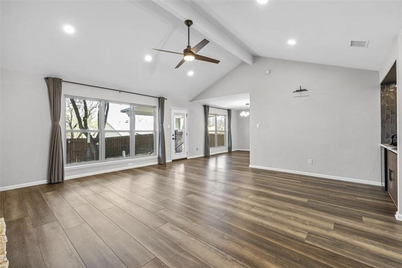 11805 Carshalton Dr - Photo 5 of 35