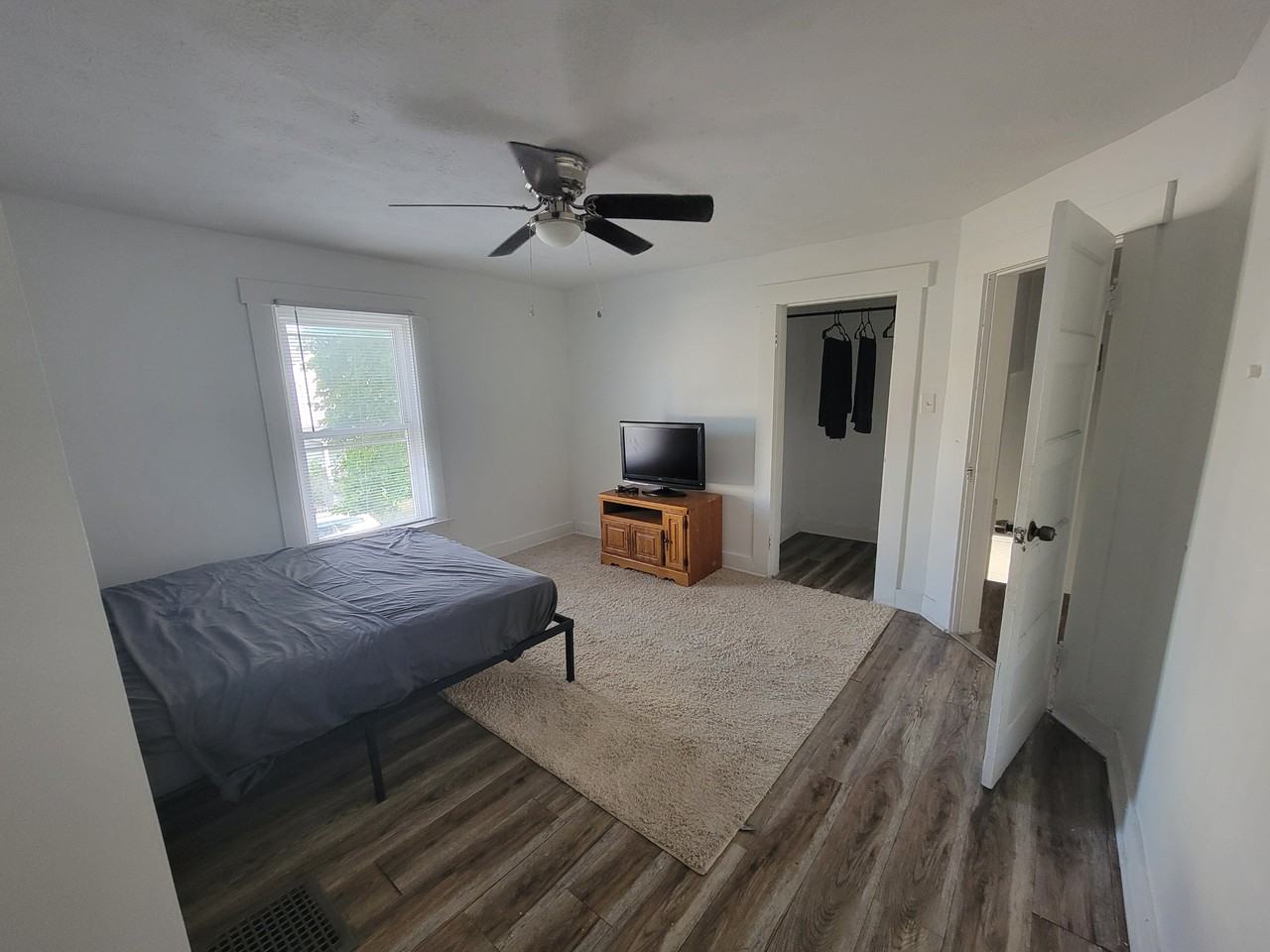47 Burlington Ave #NA - Photo 6 of 11