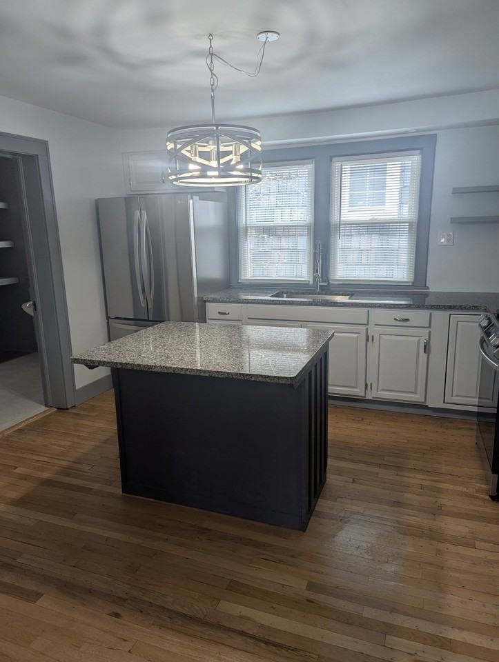 71 Colfax Ave - Photo 3 of 15