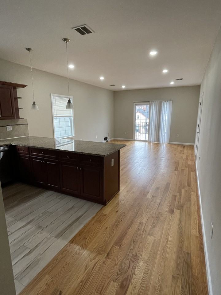 48 Searing Ave #NA - Photo 4 of 9