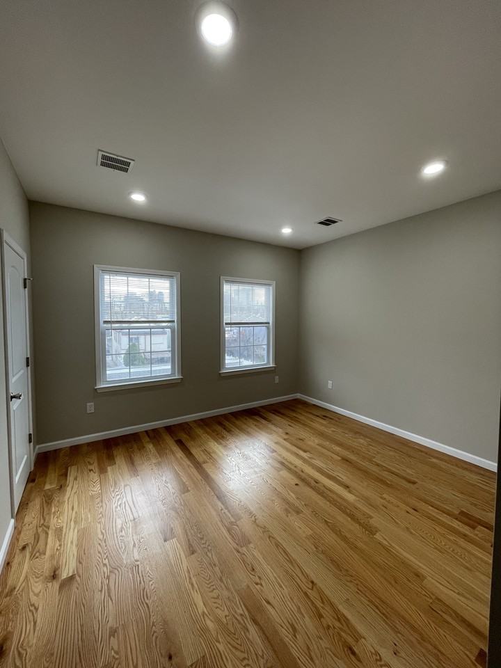 48 Searing Ave #NA - Photo 5 of 9