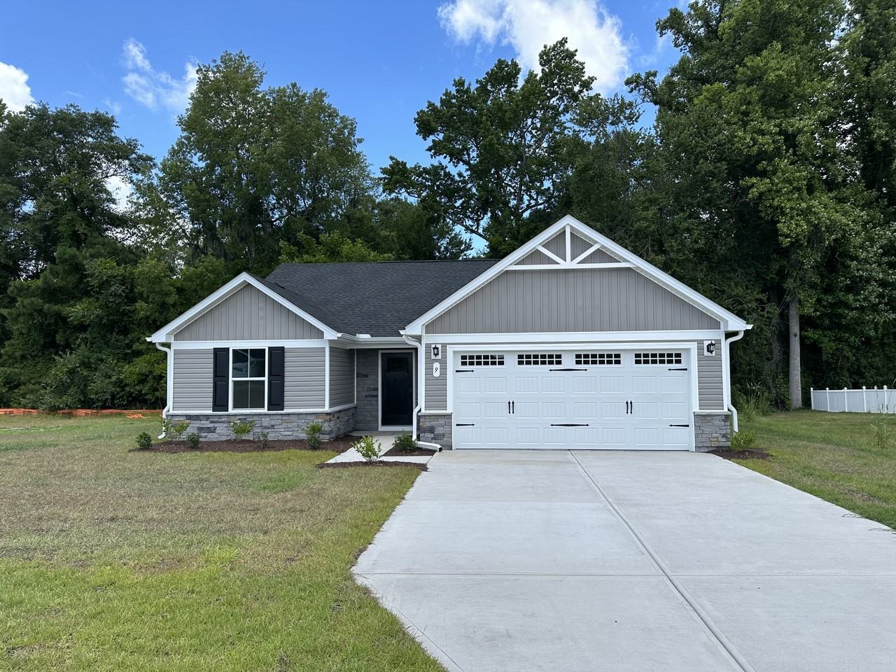 9 Deerfield Ln #NA