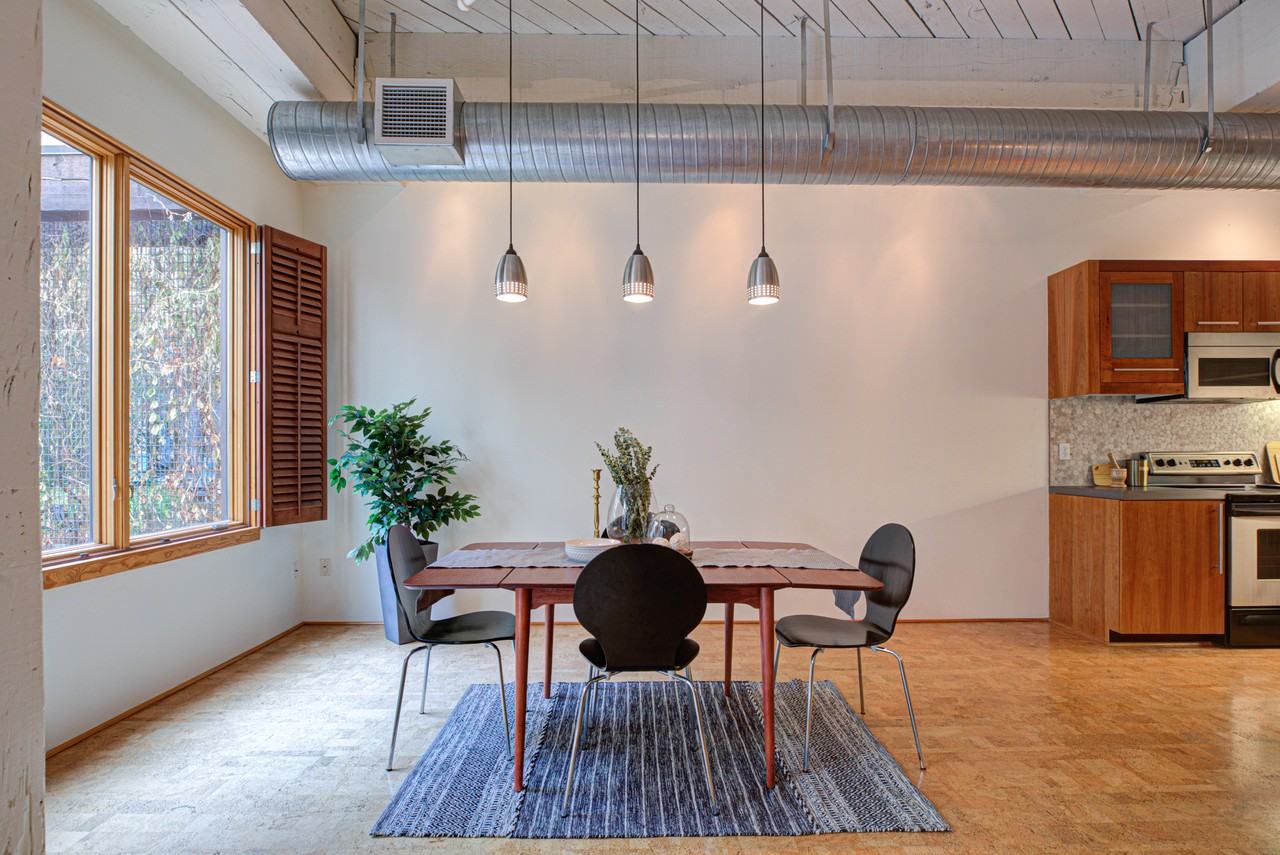 1420 Nw Lovejoy St #332 - Photo 4 of 25