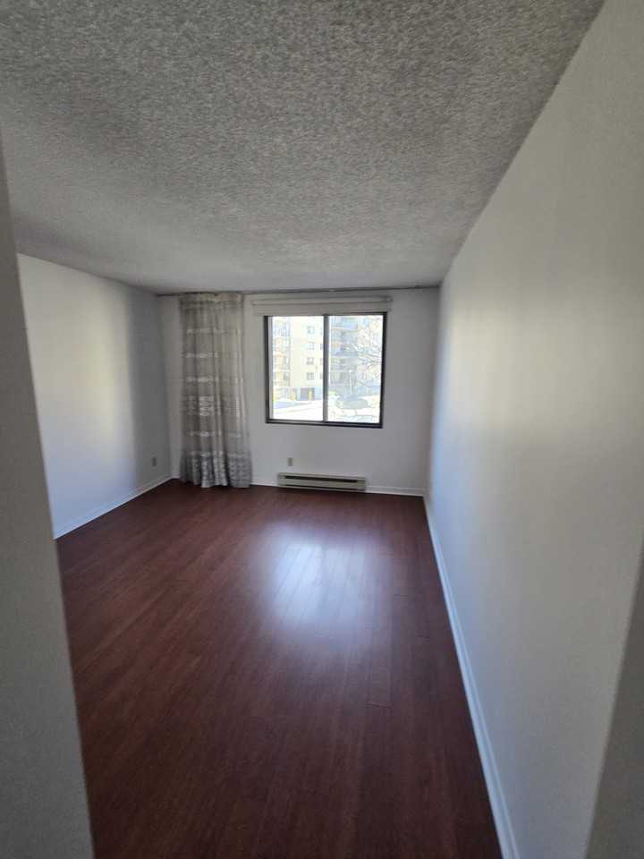 6900 Boulevard des Roseraies - Photo 5 of 20