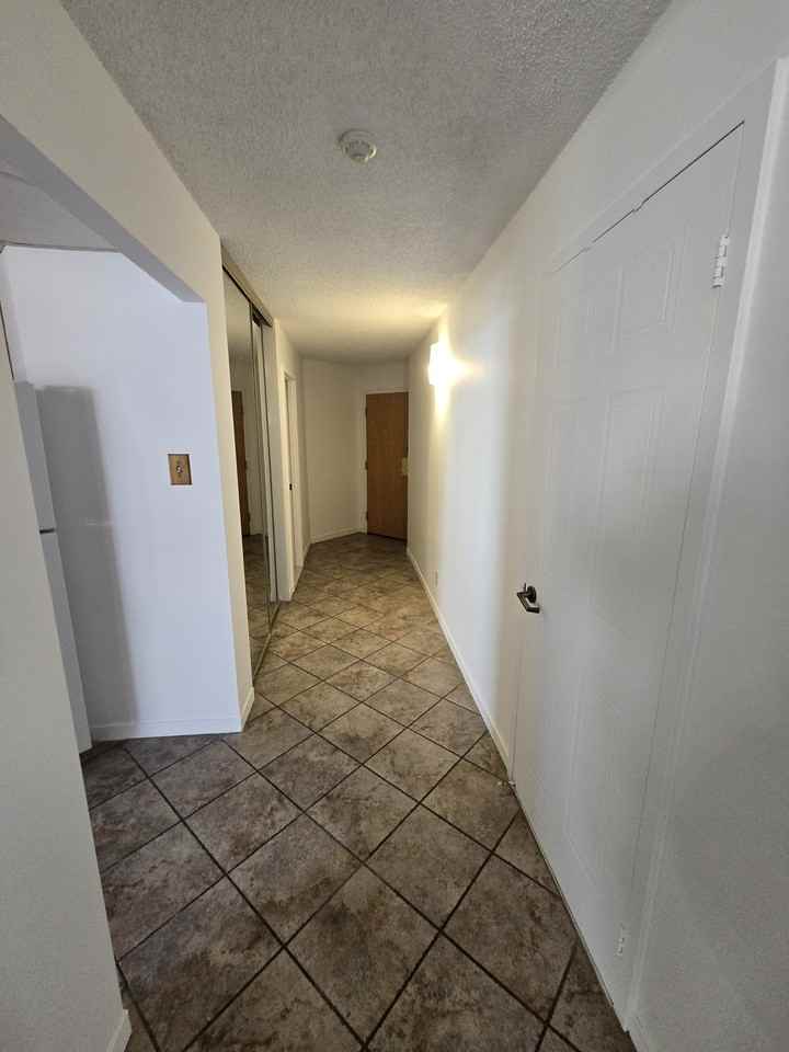 6900 Boulevard des Roseraies - Photo 7 of 20