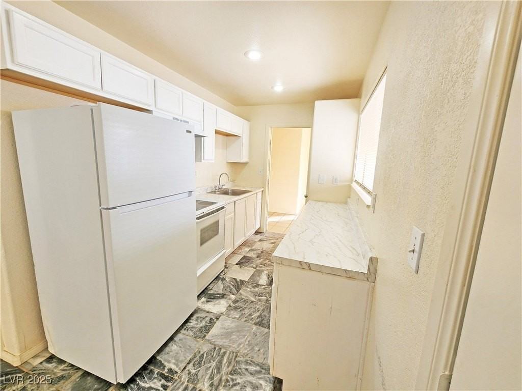 1521 Old West Avenue #1 - Photo 3 of 14