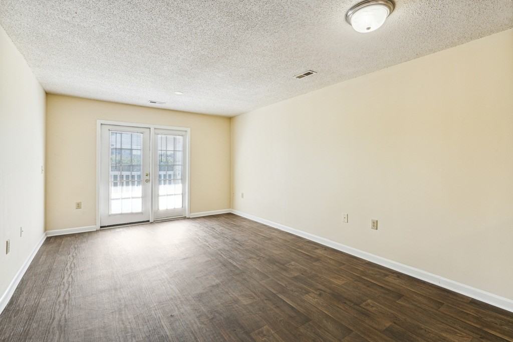 Woodland Crossing Apartment Homes - Photo 7 of 25