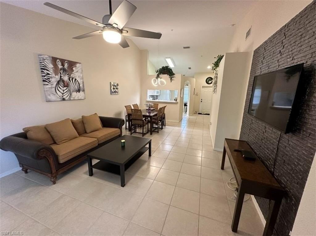 6625 Huntington Lakes Cir #203 - Photo 7 of 14