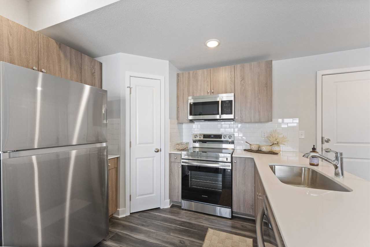 Barry West - Photo 6 of 54