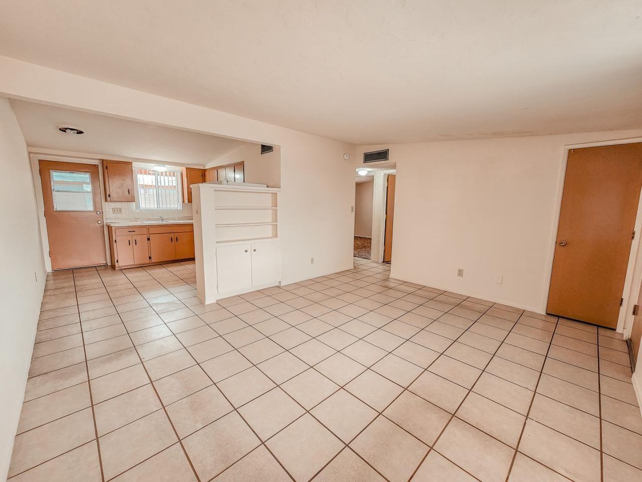 440 East Yavapai Road - Photo 3 of 5