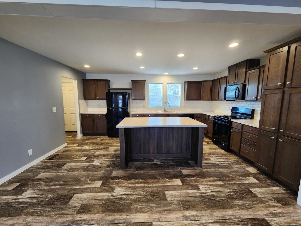 3709 Birch St #857 - Photo 3 of 34