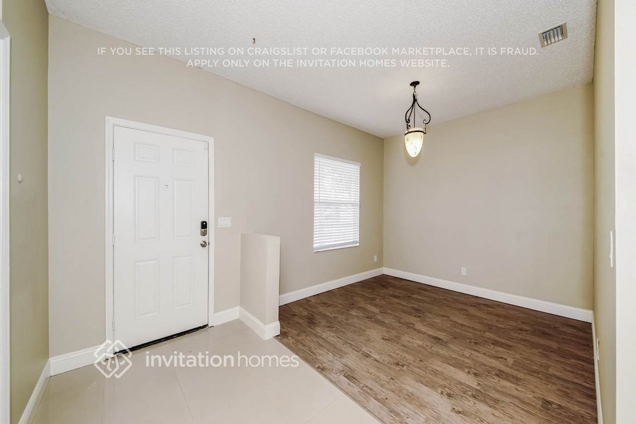 6595 Addie Ave - Photo 3 of 17