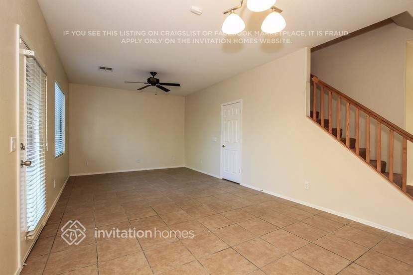 3634 W Marconi Ave - Photo 5 of 19