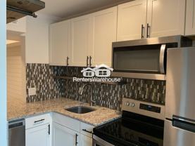 951 Hollywood St #D - Photo 1 of 1