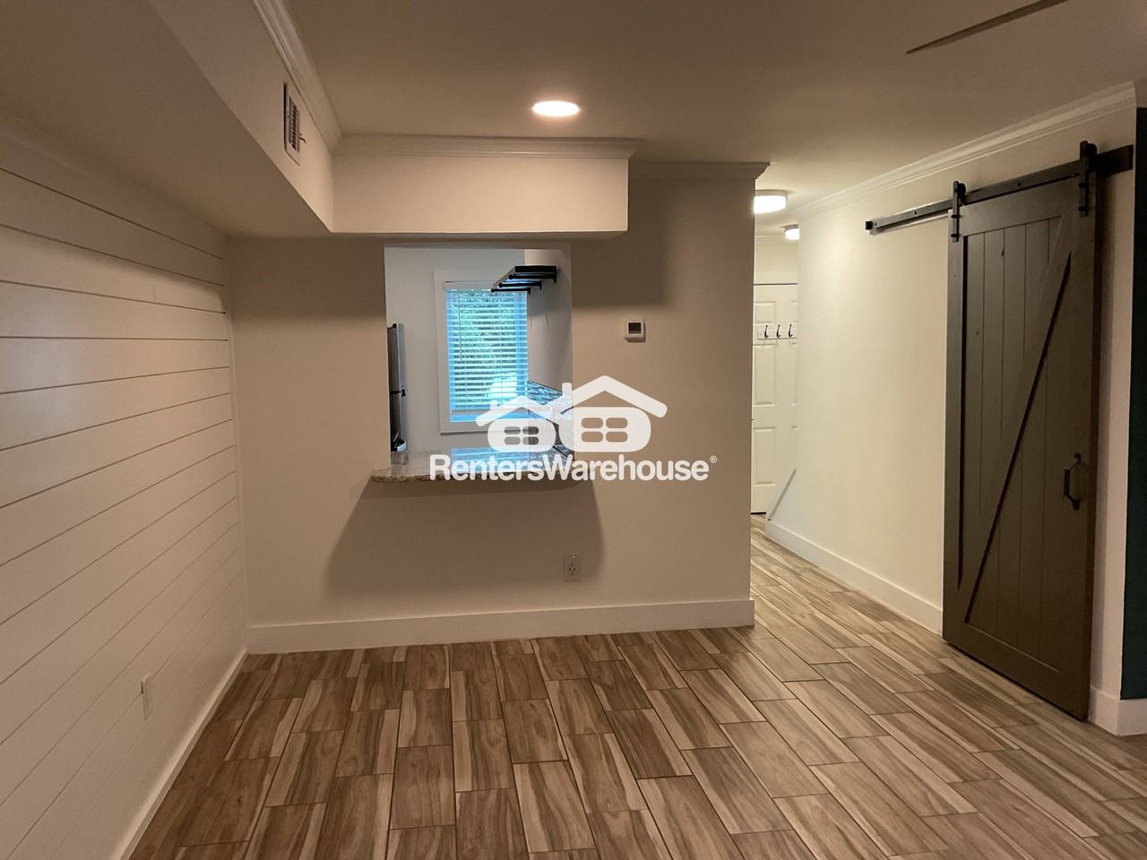 951 Hollywood St #D - Photo 6 of 23