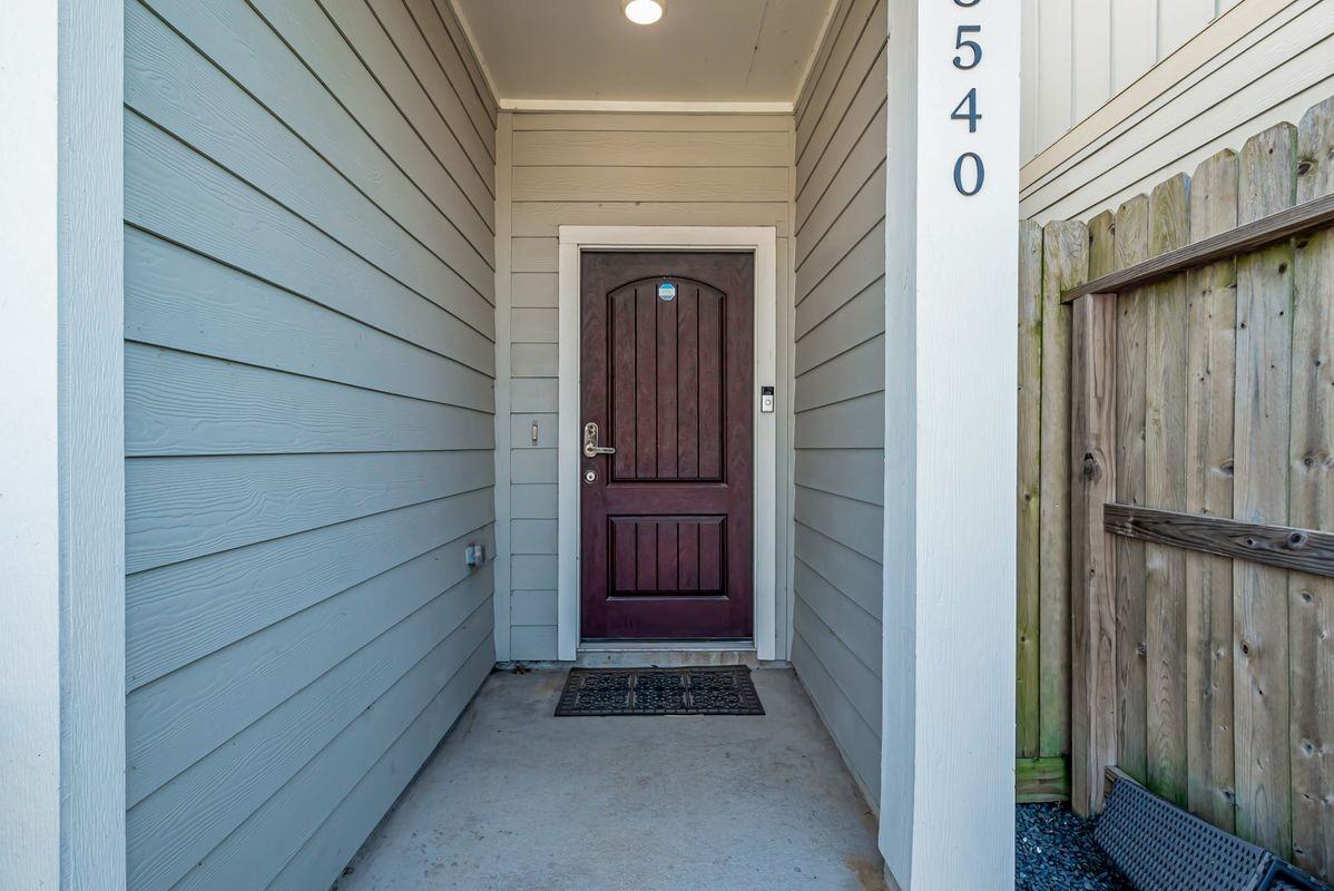 3540 Rebecca St - Photo 2 of 14