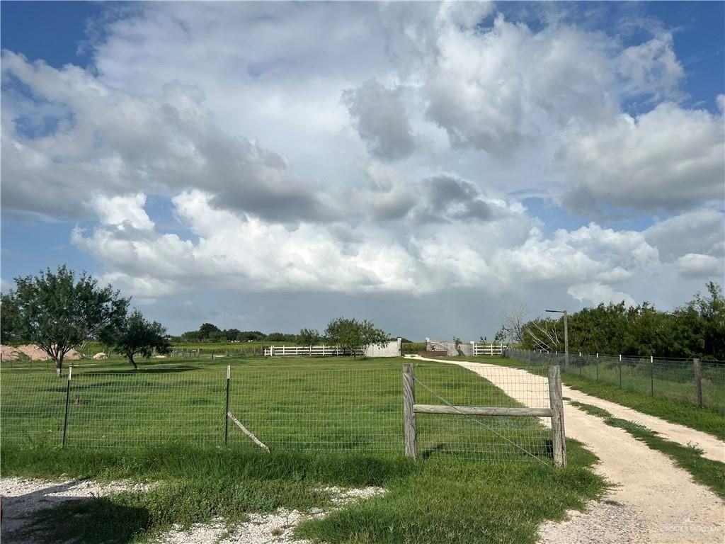 24175 Engelman Gardens Rd - Photo 5 of 47