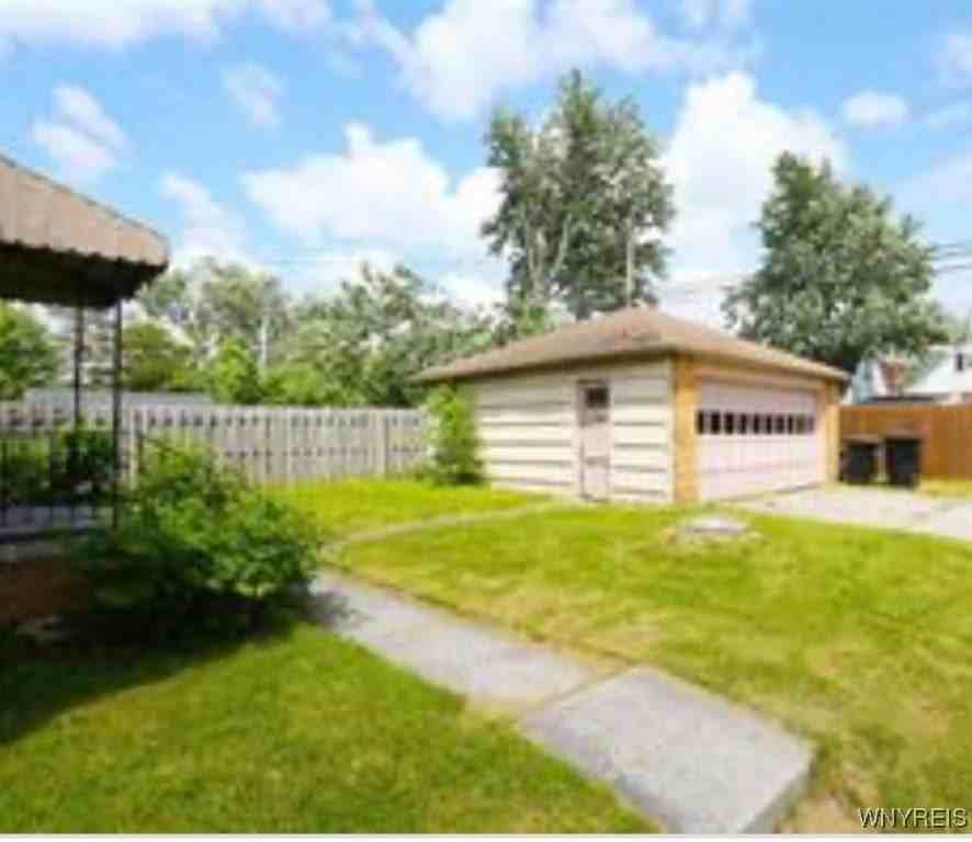 163 Claremont Ave - Photo 2 of 10