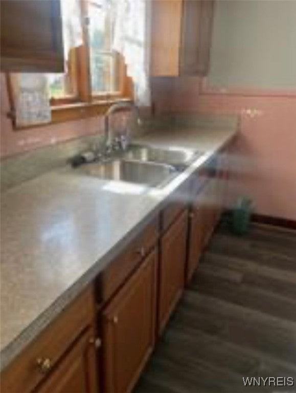 163 Claremont Ave - Photo 4 of 10