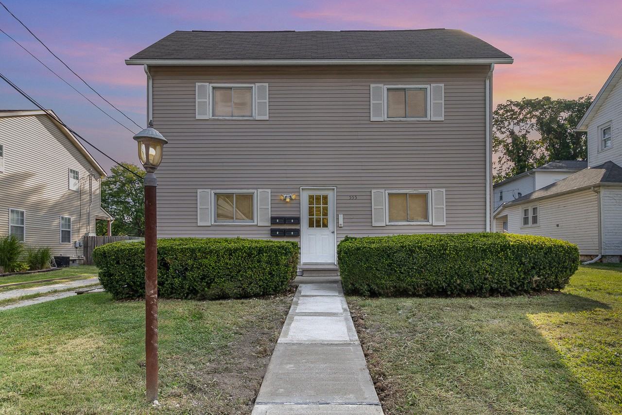 555 S Locust St ##1 - Photo 2 of 11