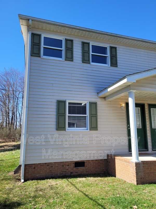 581 Prosperity Rd #223 - Photo 2 of 18