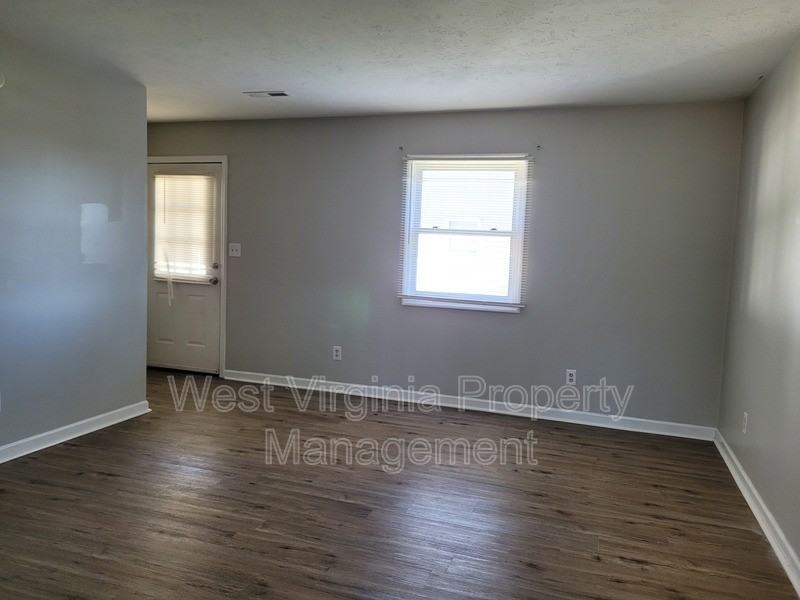 581 Prosperity Rd #223 - Photo 3 of 18