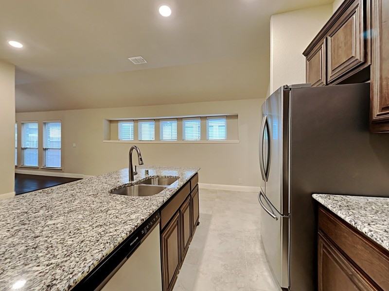 1517 Yellowthroat Dr - Photo 5 of 22