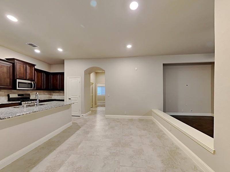 1517 Yellowthroat Dr - Photo 6 of 22