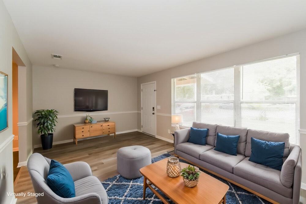 2123 Patou Dr W - Photo 4 of 19