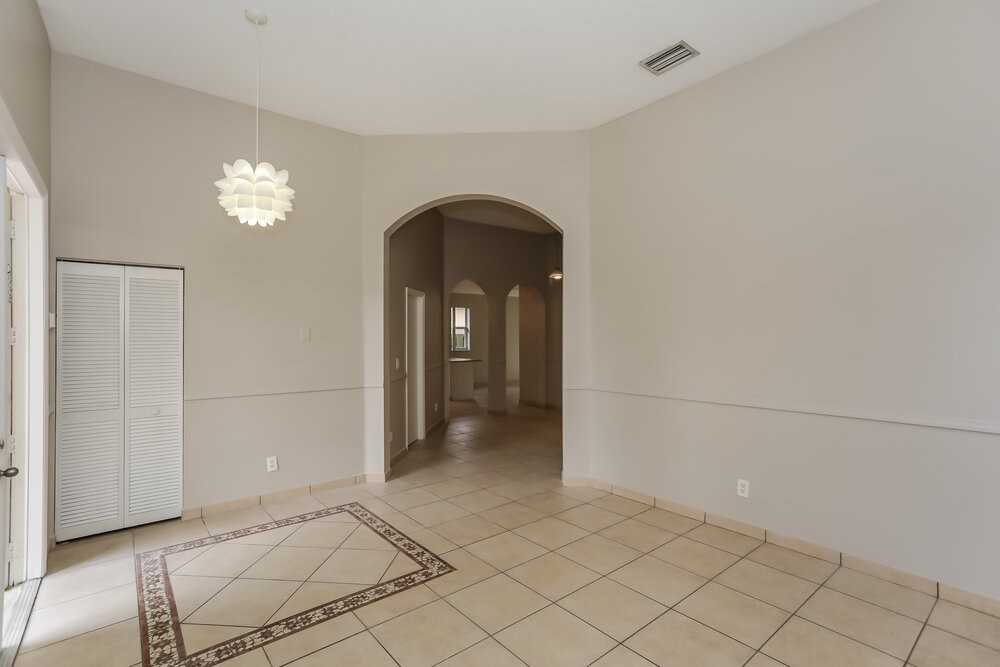 5401 Sw 132nd Ter - Photo 3 of 15