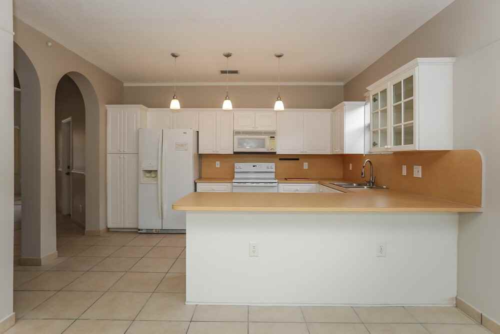 5401 Sw 132nd Ter - Photo 7 of 15