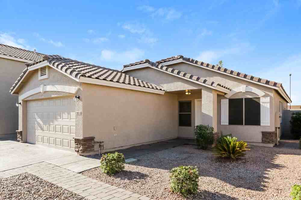 2053 E Arabian Dr - Photo 3 of 19